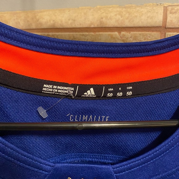 Authentic Toronto Maple Leafs Hockey Jersey - Picture 2 of 4